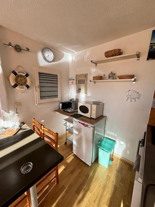 Appartement Bord De Mer 르발카레스 외부 사진